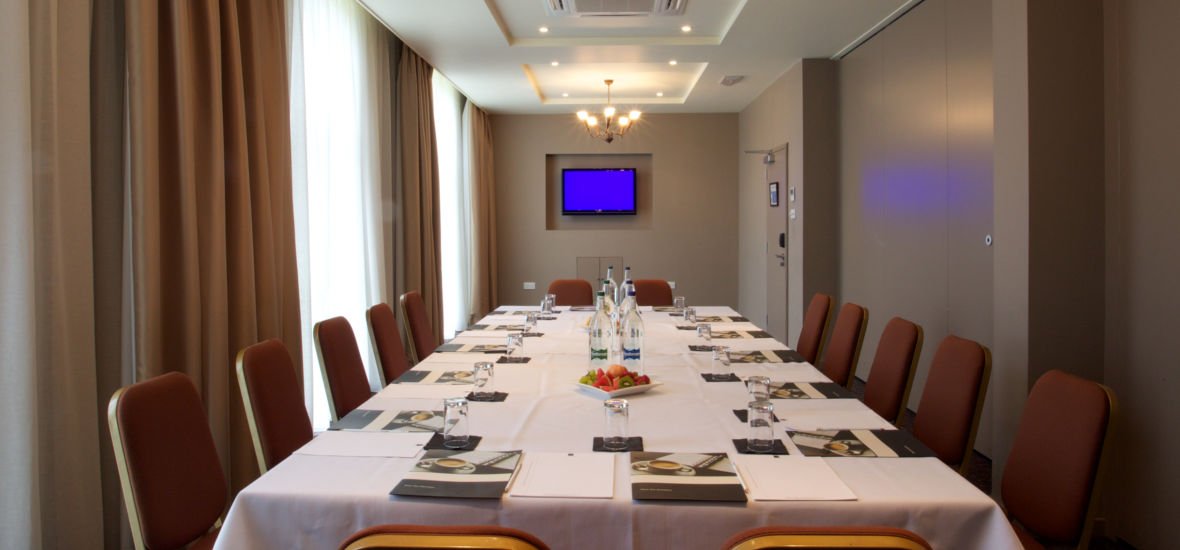 links-suite Function Room